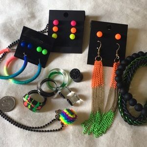 🔥FREE W/ $25 or $10 “80’s” Modern Punk Jewelry!